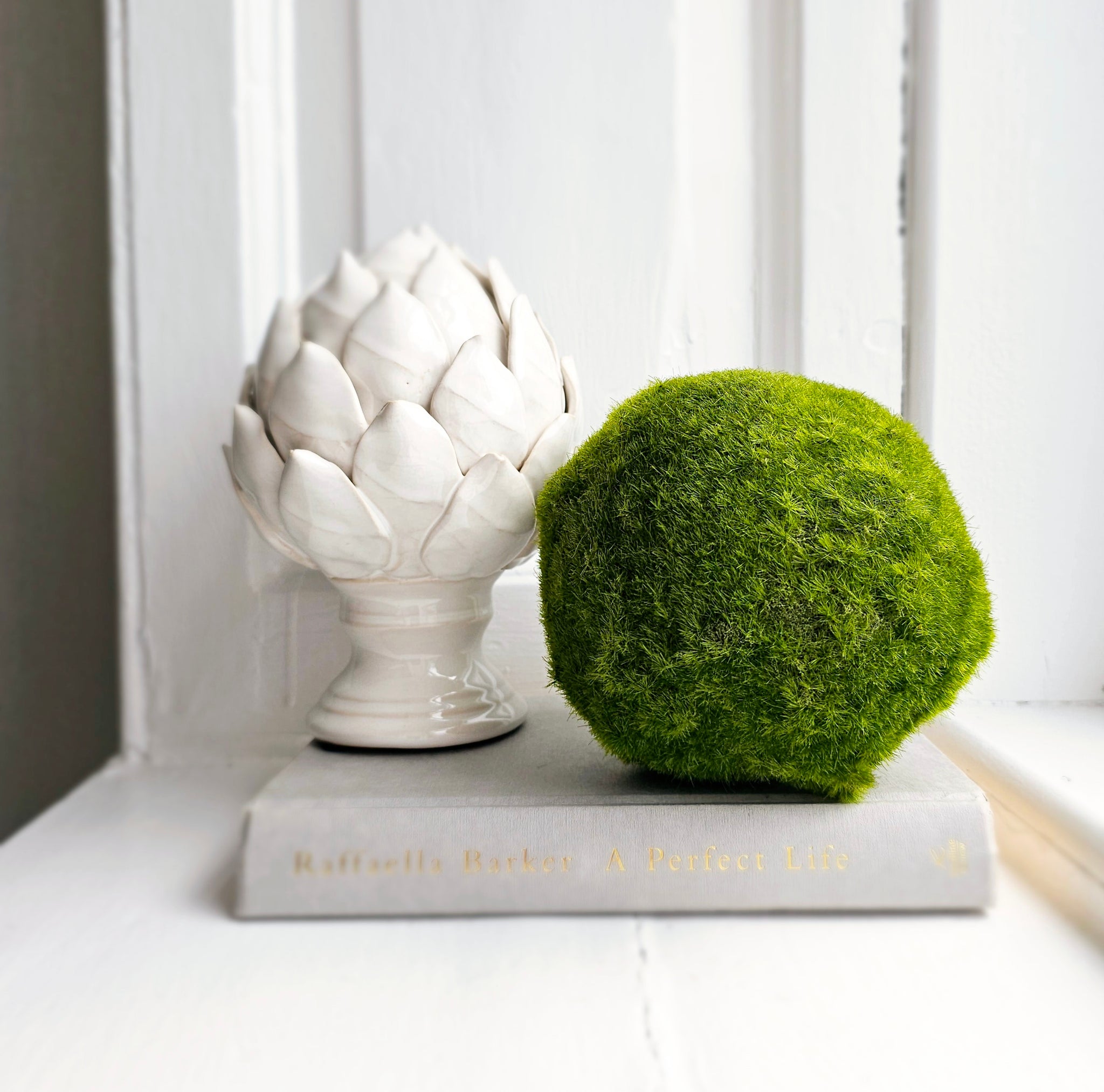 Faux moss ball